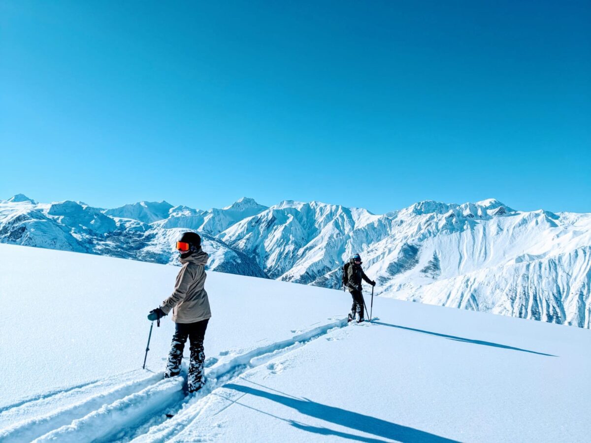 Seasonnaire stories - off piste skiing in Meribel 