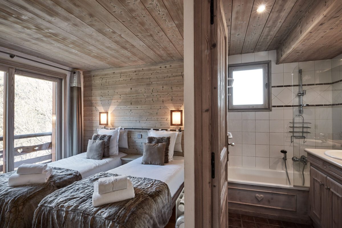 Where to stay in Meribel - Chalet Brenettes