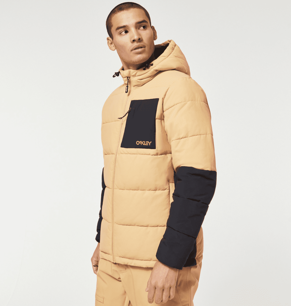 Ski Fashion Trends for 2024 - yellow and pastels 